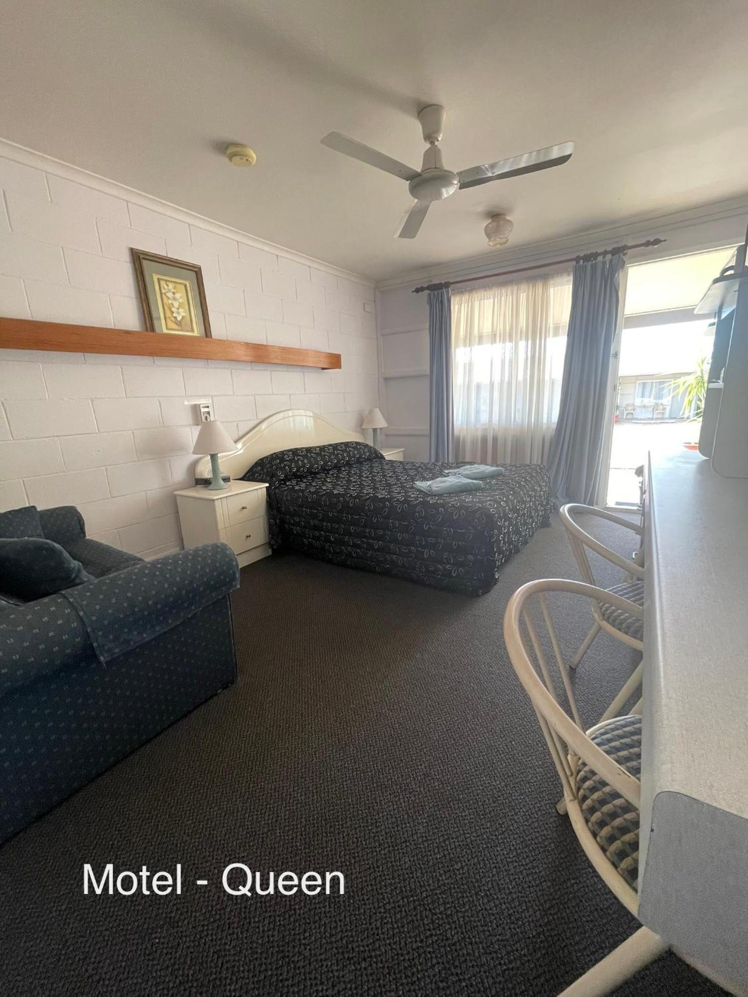 Warrego Motel Charleville Exteriér fotografie