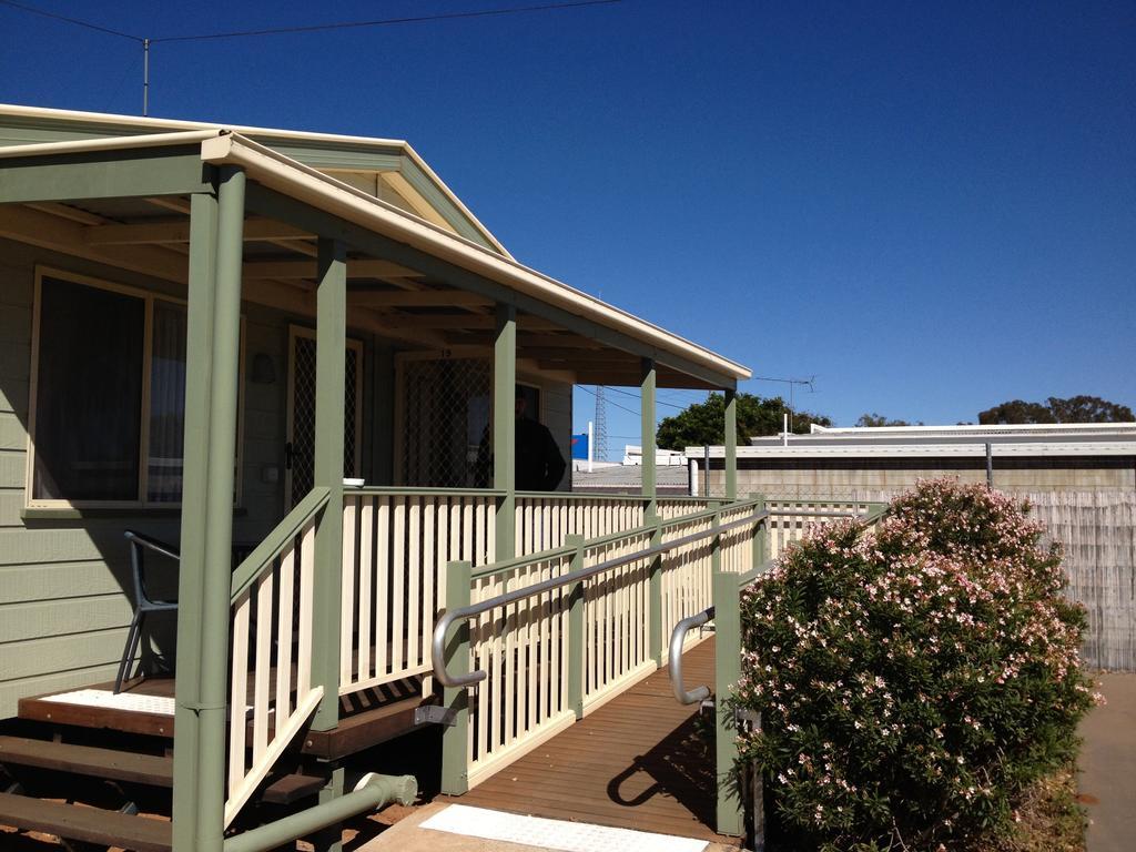 Warrego Motel Charleville Exteriér fotografie