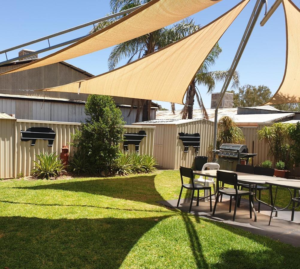 Warrego Motel Charleville Exteriér fotografie